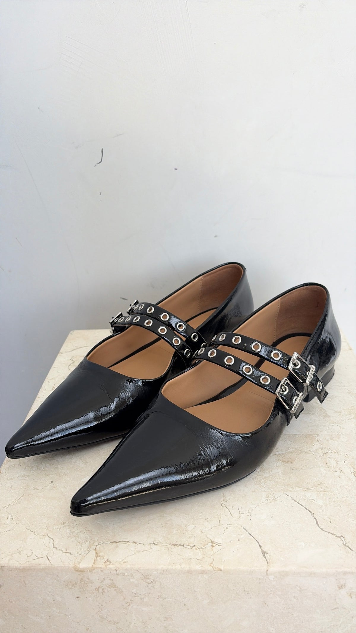 Ganni Black Patent Leather Buckle Pointed Flats, 39