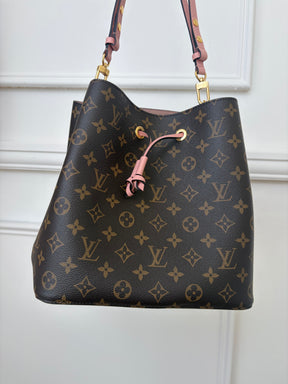 Louis Vuitton Canvas Monogram and Pink Leather Neonoé Bucket Bag
