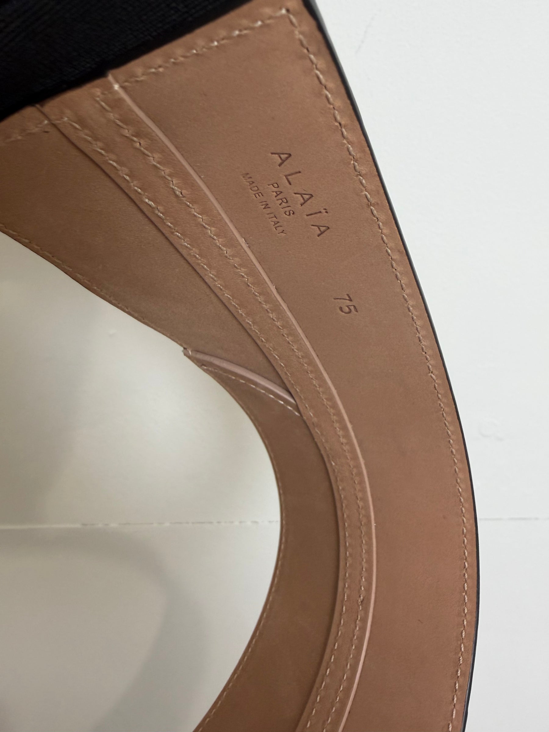 Alaia Black Leather Waist Belt, 75