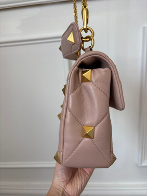 Valentino Garavani Roman Stud Leather Handbag With Shoulder Chain Blush