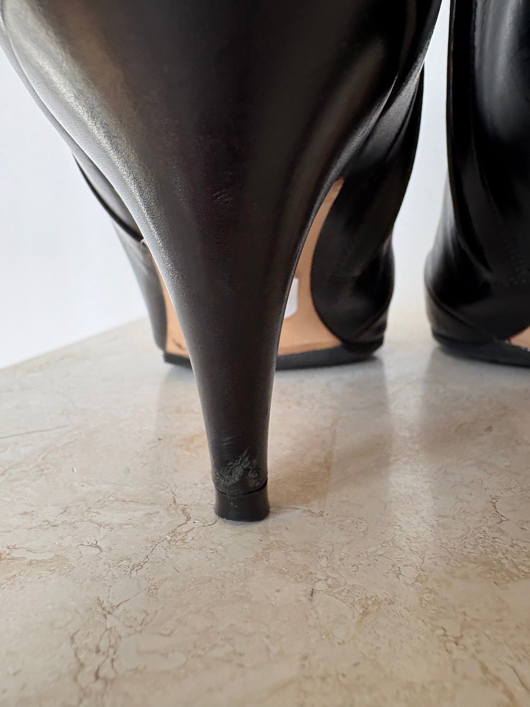 Tod's Black Leather Pointed Ankle Boots, 37