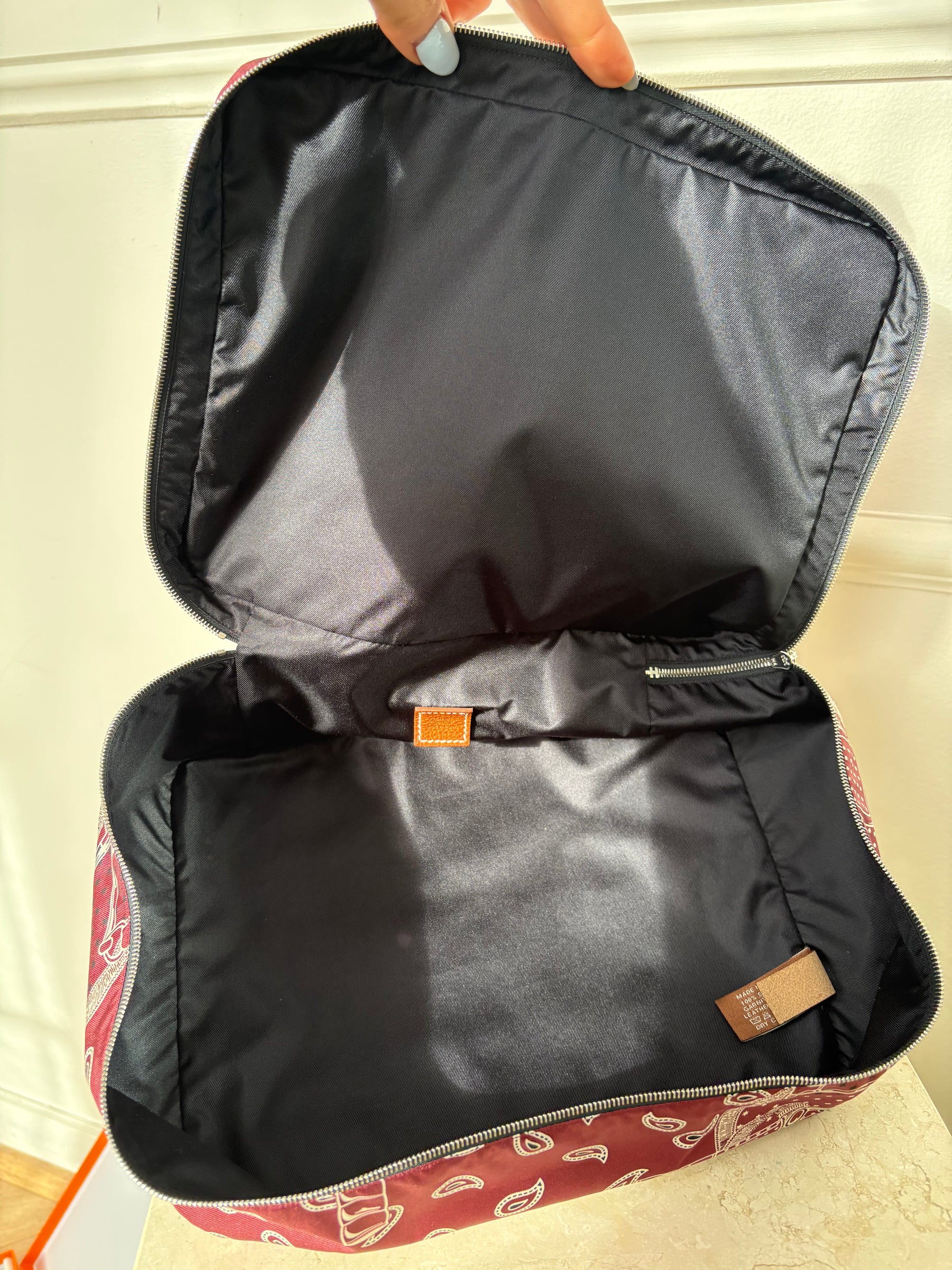 Hermès Silk Travel Cube Bordeaux