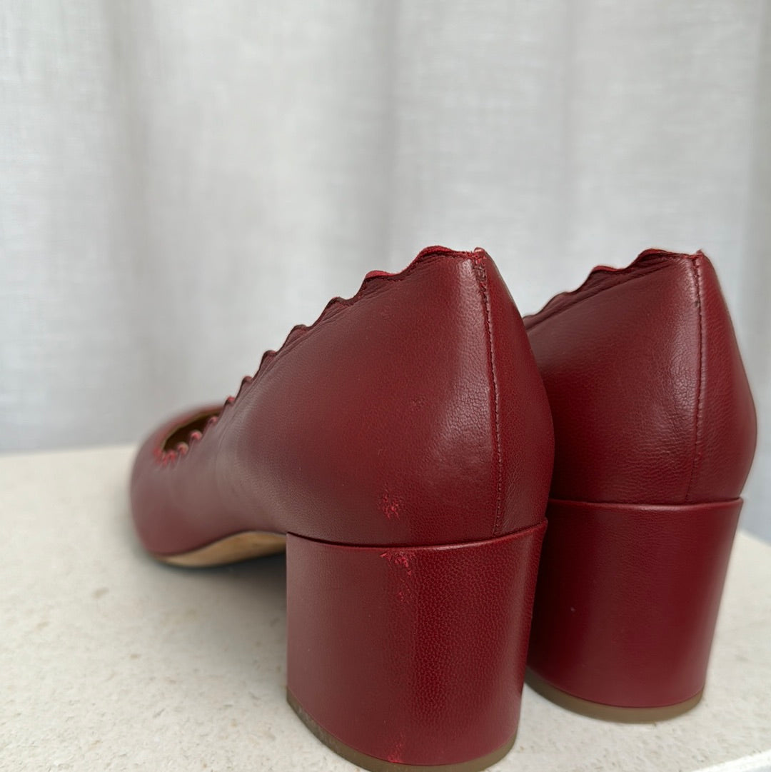 Chloe Burgundy Leather Scalloped Detail Block Heel, 36.5