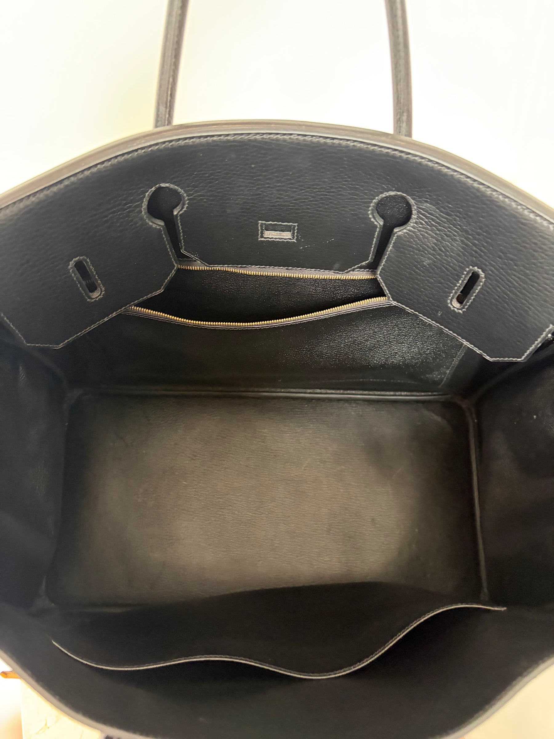 Hermès Birkin 40 in Noir Courchevel Leather