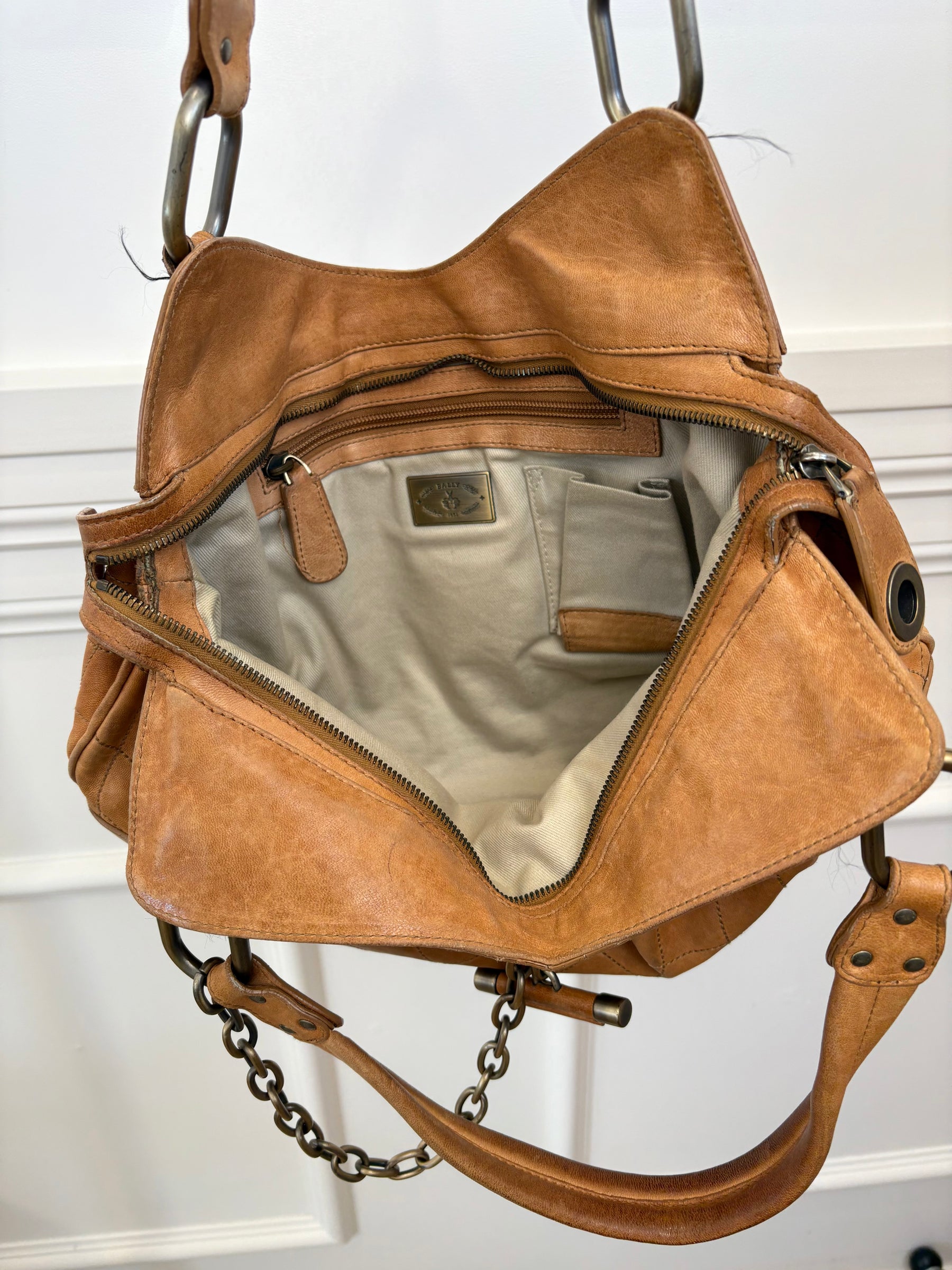 Bally Brown Leather Shoulder Bag