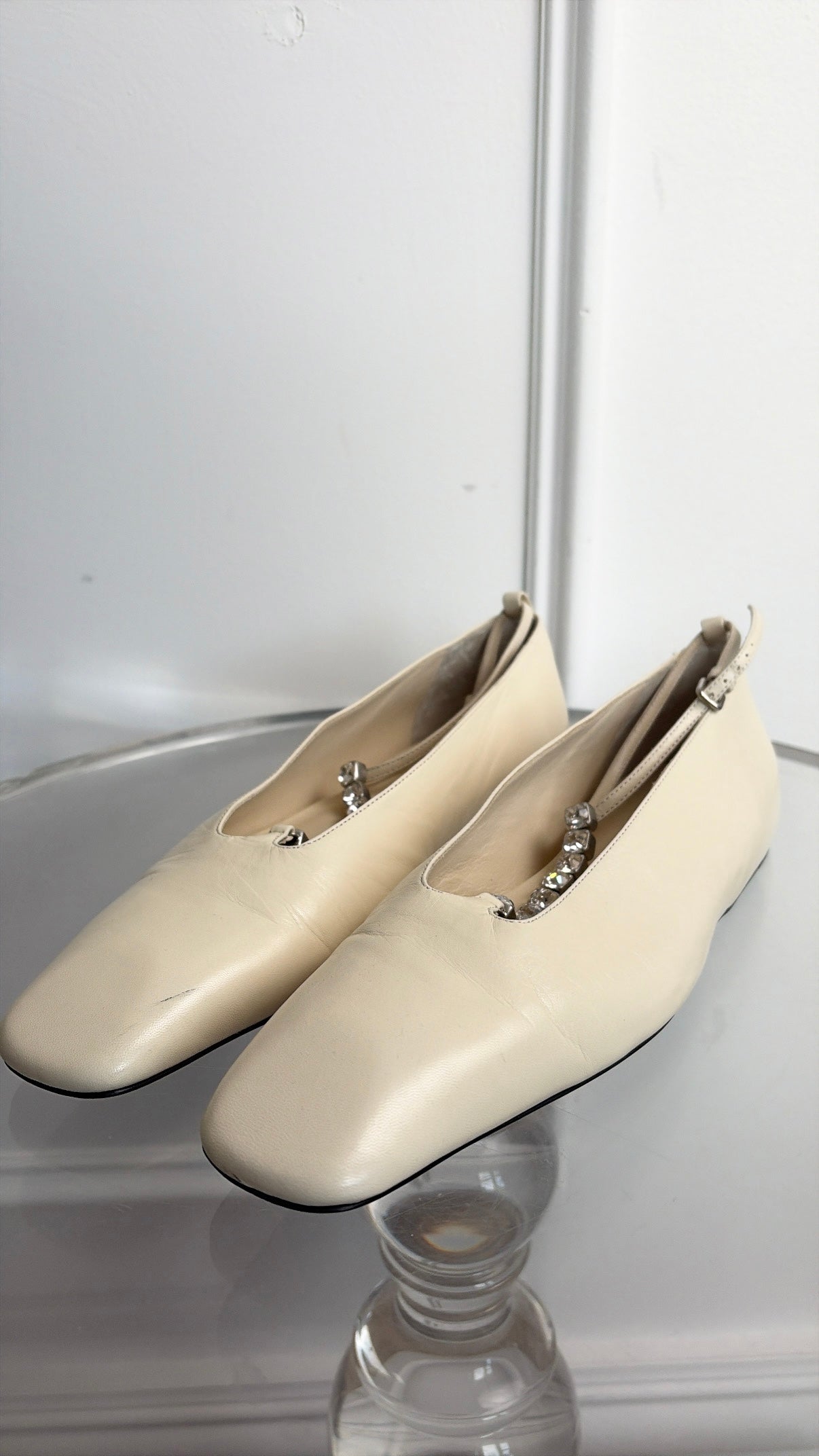 Jill Sandler Crystal Embellished Leather Ballet Flats In Cream, 37