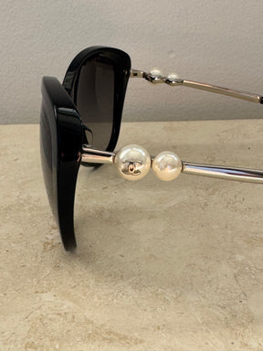 Chanel Black Oversized Pearl Arm Sunglasses