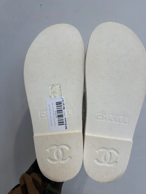 Chanel White crochet Dad Sandals, 38 C