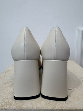 Gucci Cream Leather Horsebit Square Toe Pumps, 39