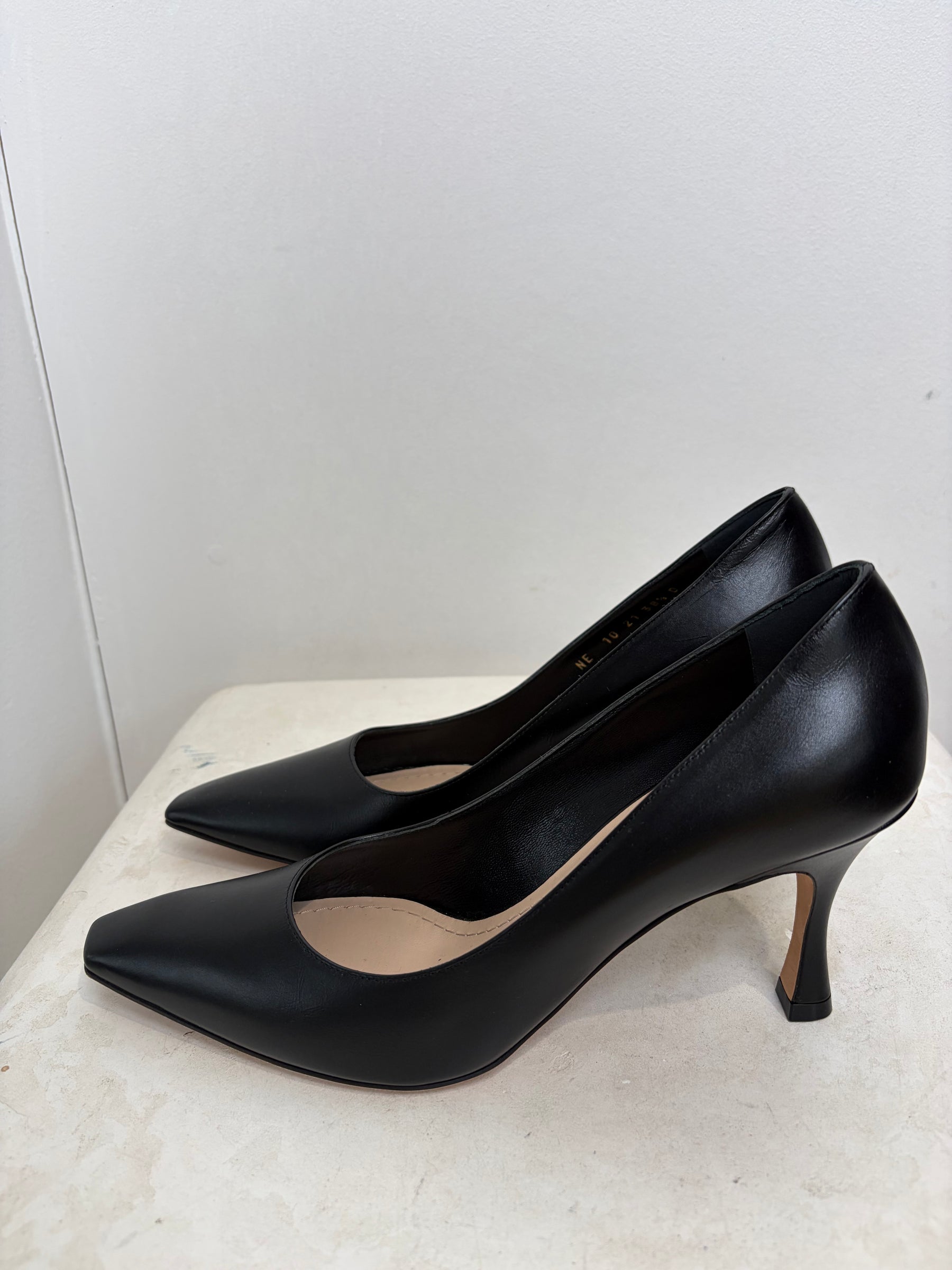 Dior Black Leather Pump, 38.5 D