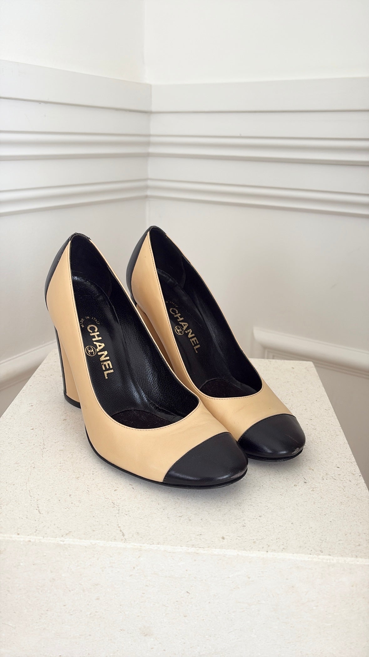 Chanel Black and Beige Contrast Pumps, 38.5