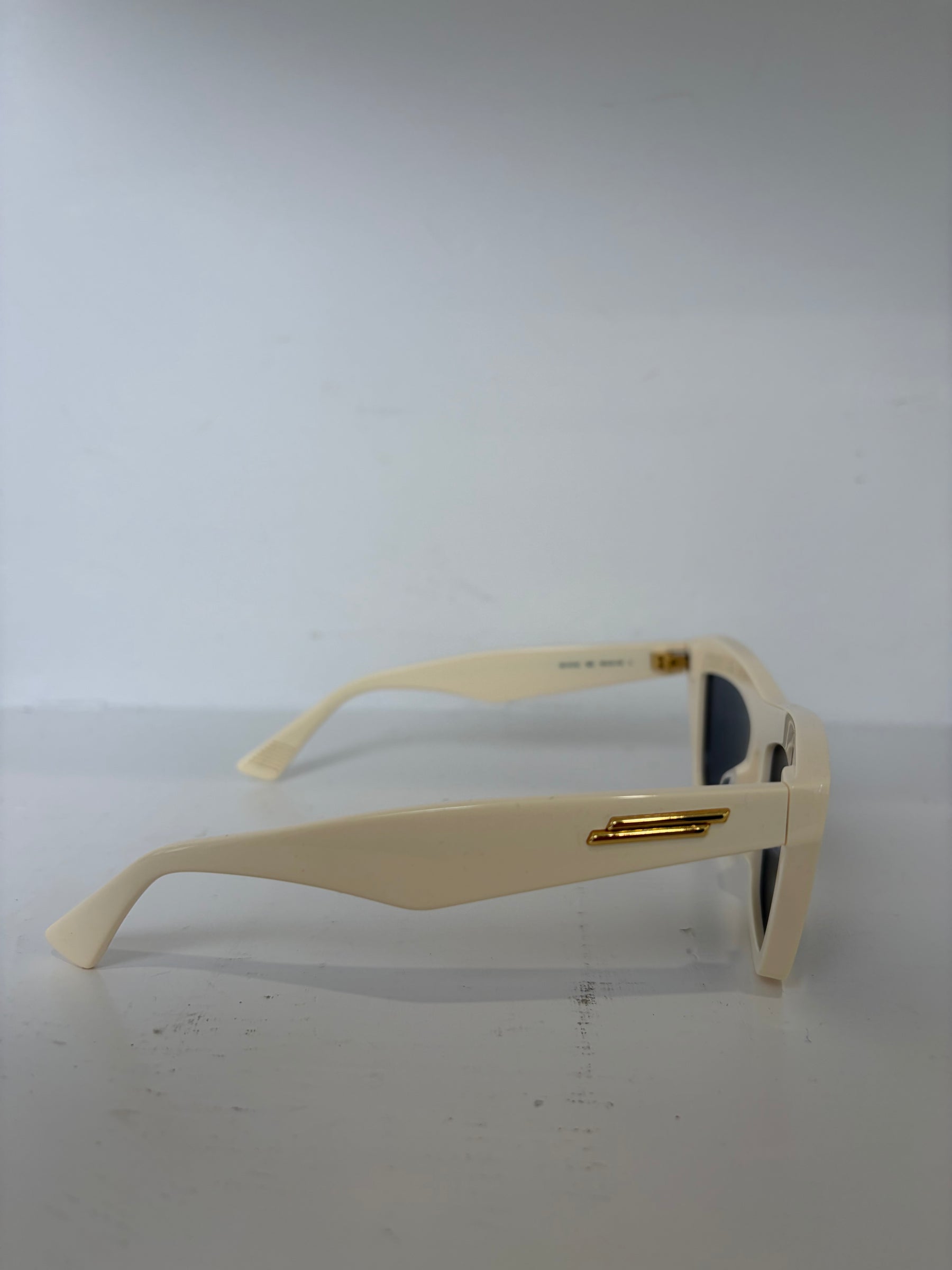 Bottega Veneta Cream Cat Eye Sunglasses
