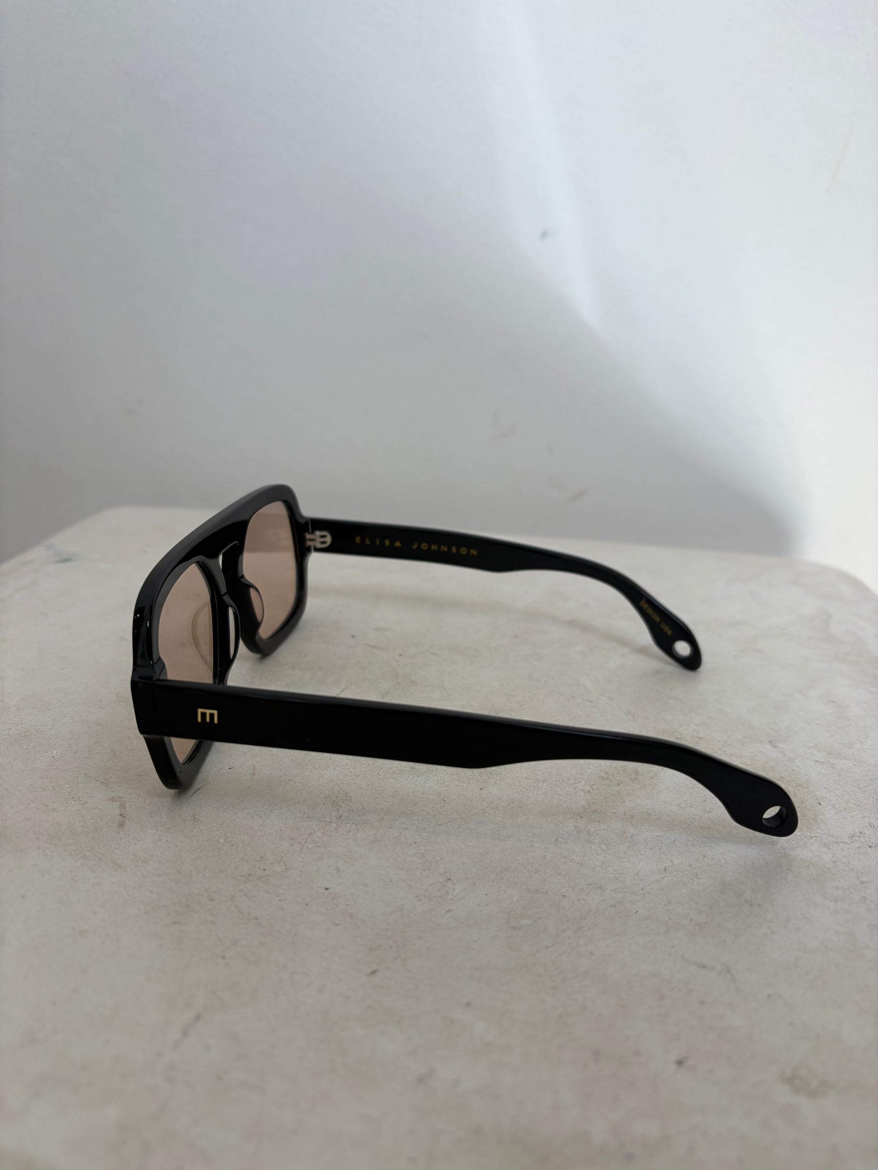 Elisa Johnson Black Pilot Sunglasses