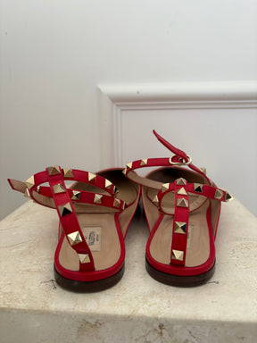 Valentino Garavani Red Pointed Leather Rockstud Flats, 40