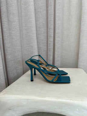 Bottega Veneta Teal Leather Strappy Stretch Sandal, 36.5