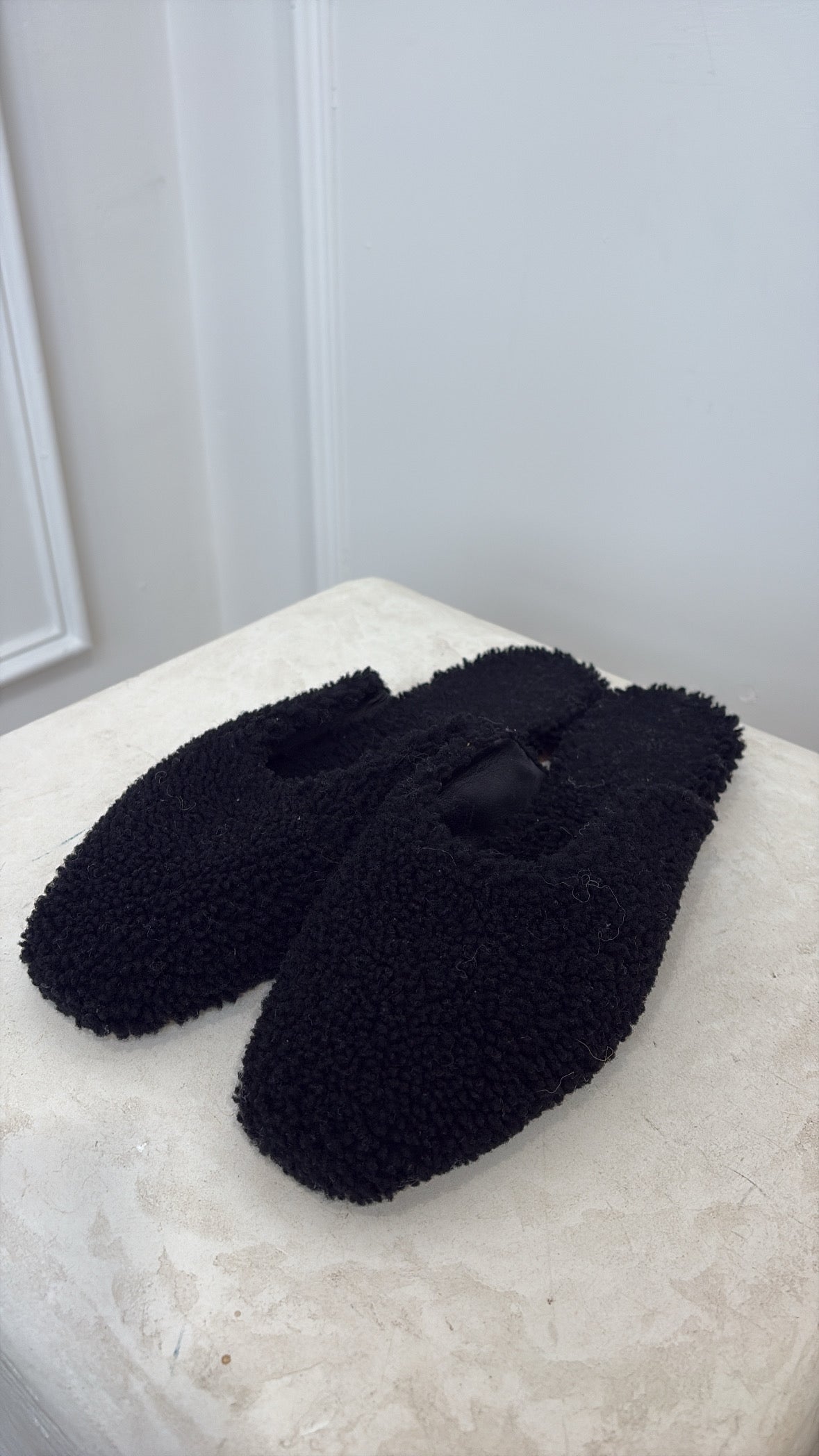 Sleeper Sheepskin Slippers Black, 40