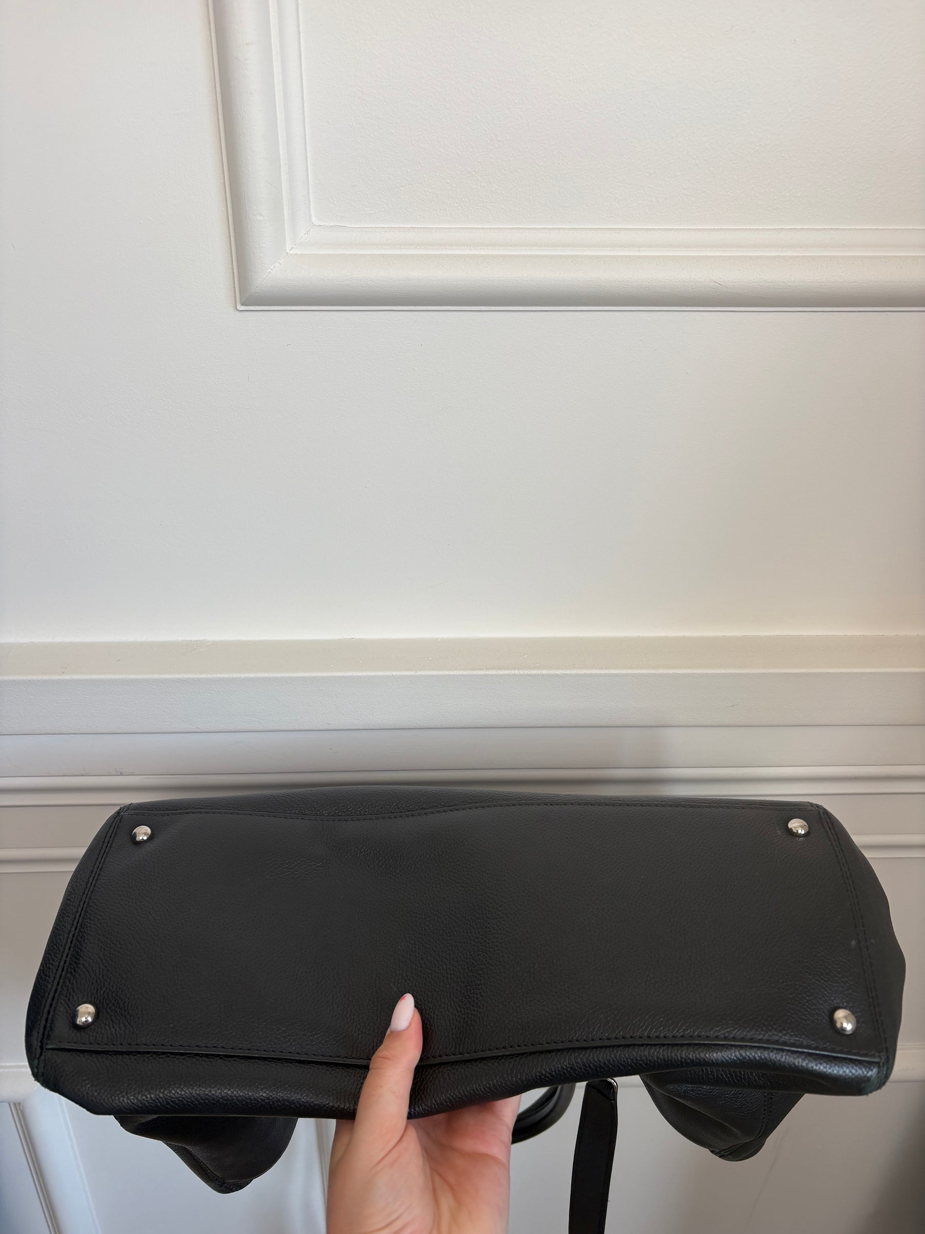 Chanel Black Caviar Leather Executive Cerf Tote