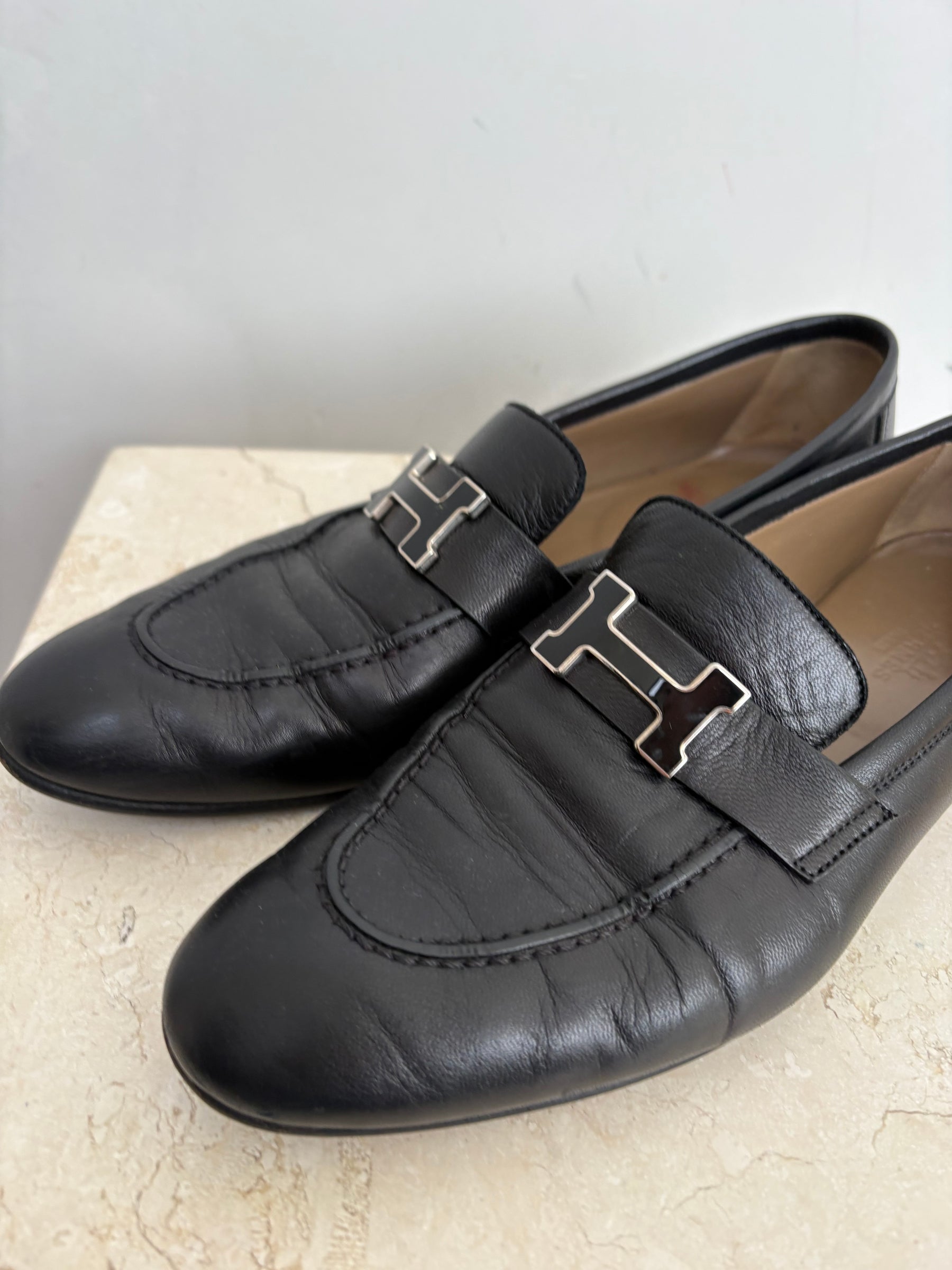 Hermès Black Leather Loafers, 39