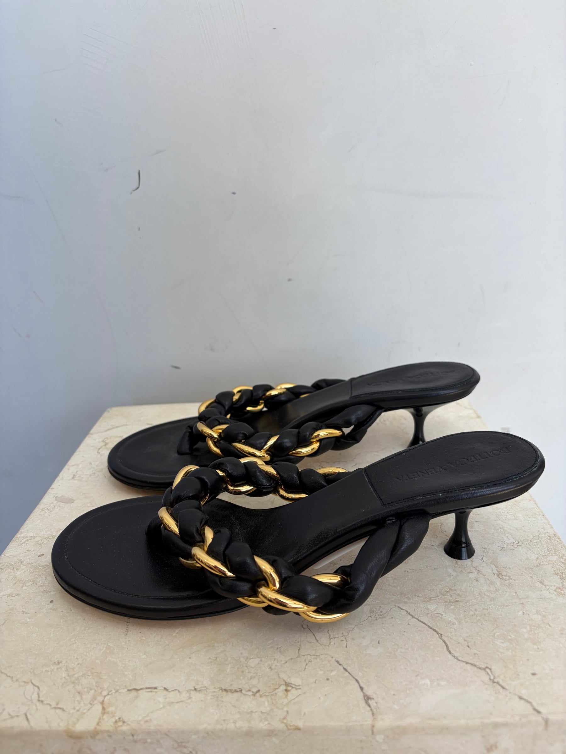 Bottega Veneta Black Leather Braided Chain Thong Heels, 37.5
