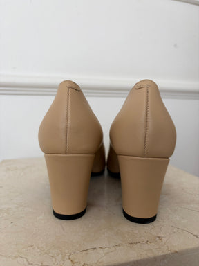 Chanel Uniform Beige Black Pumps, 36C