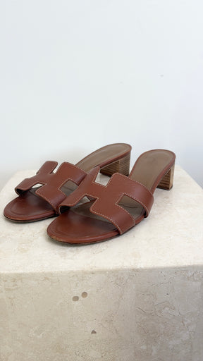 Hermès Tan Oran Mules, 37.5