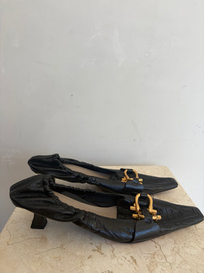 Bottega Veneta Madame Leather Pumps Black, 38