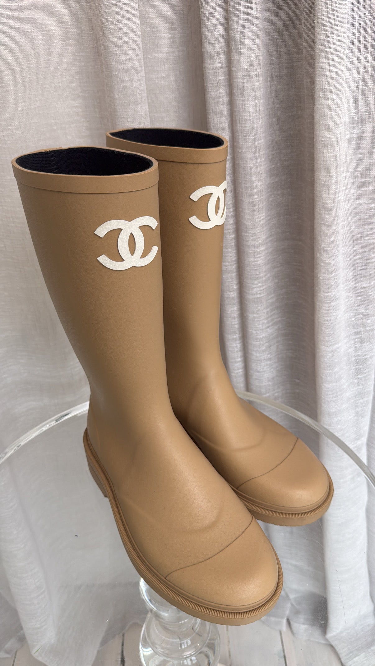 Chanel Beige Logo Gumboots, 40