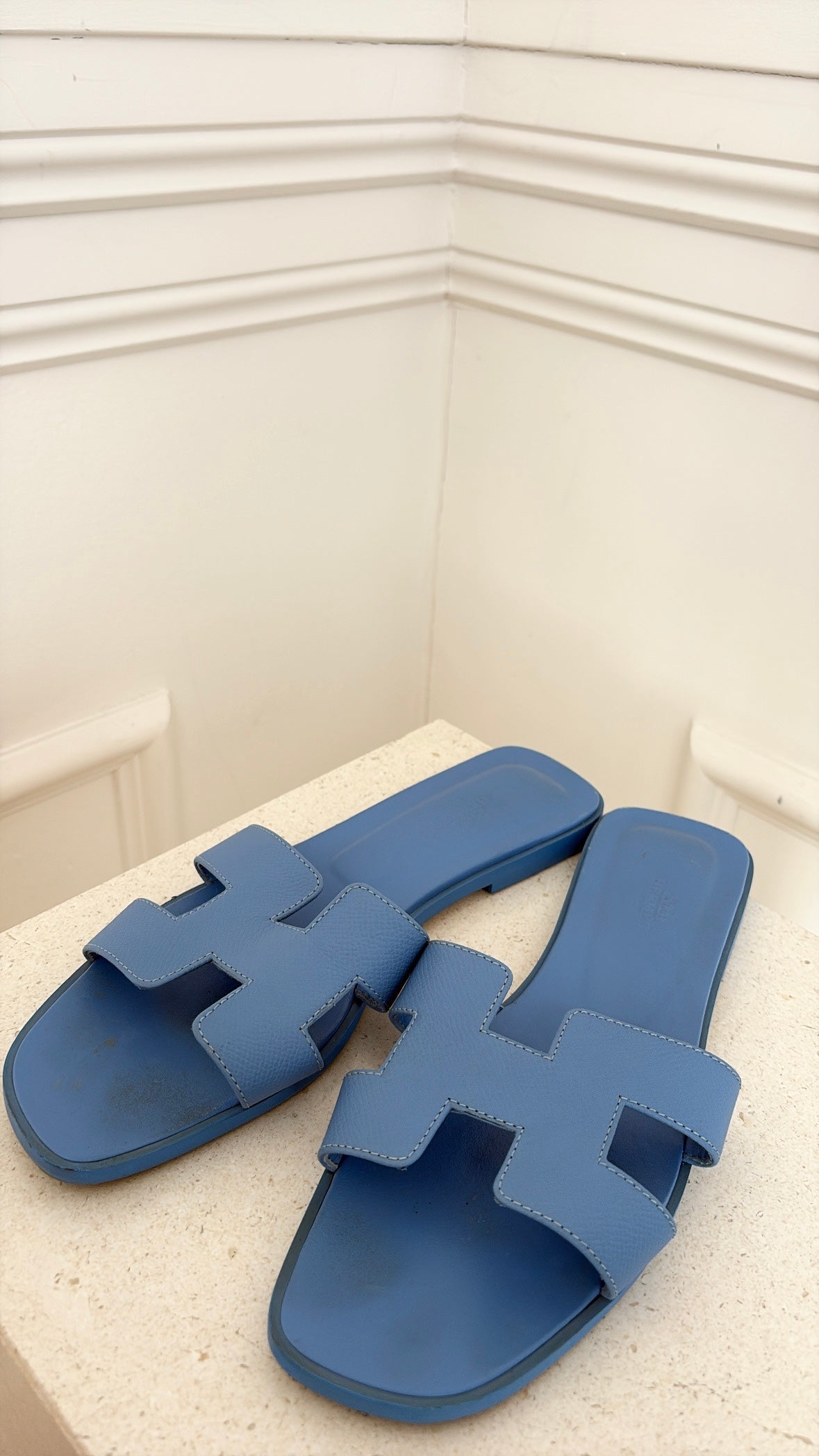 Hermès Blue Leather Oran Sandals, 41