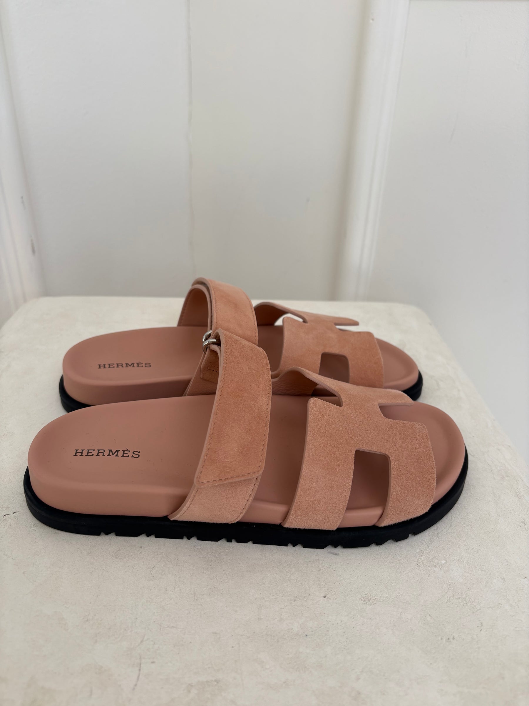 Hermès Blush Suede Chypre Sandals, 37