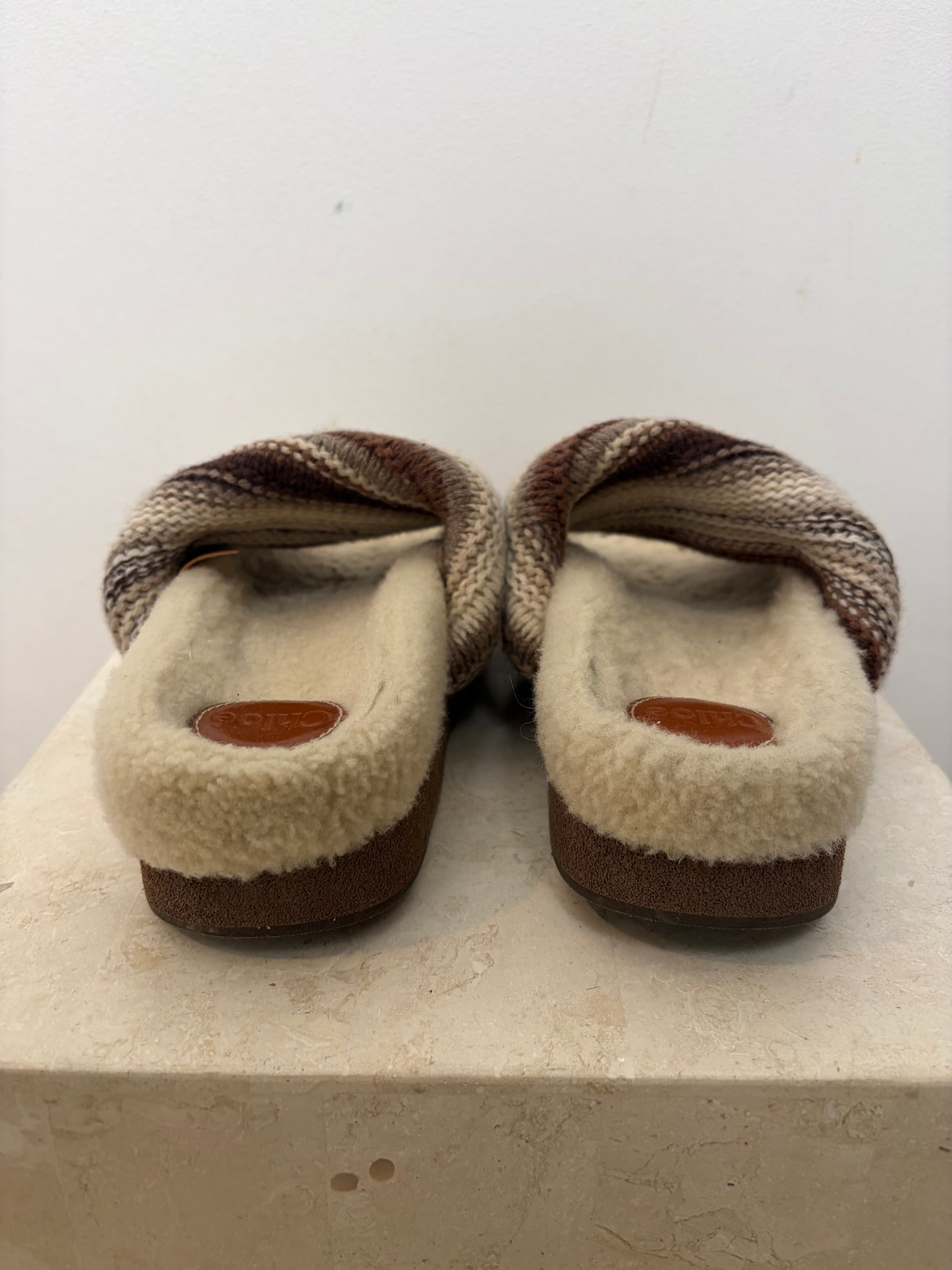 Chloé Brown and Cream Knit Shearling Wavy Slides, 37