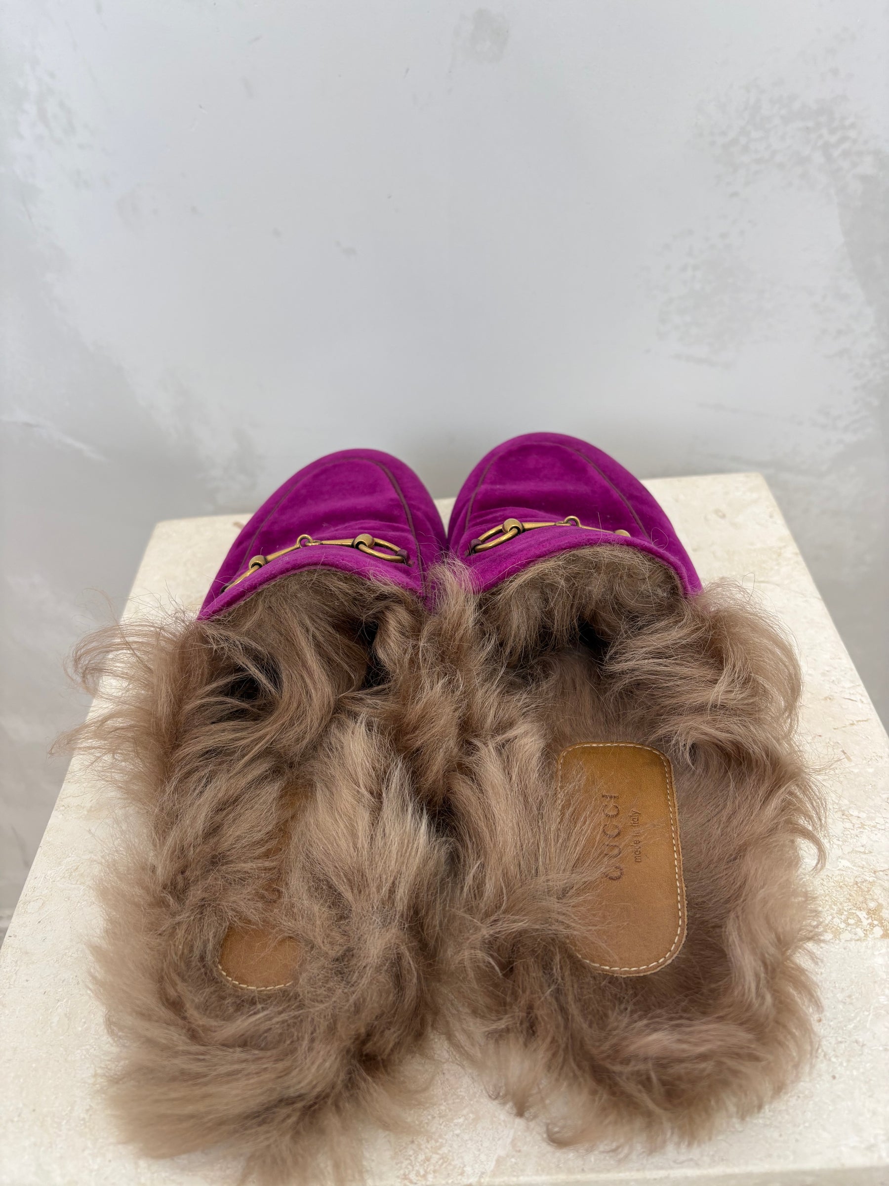 Gucci Purple Suede Shearling Princeton Slides, 39