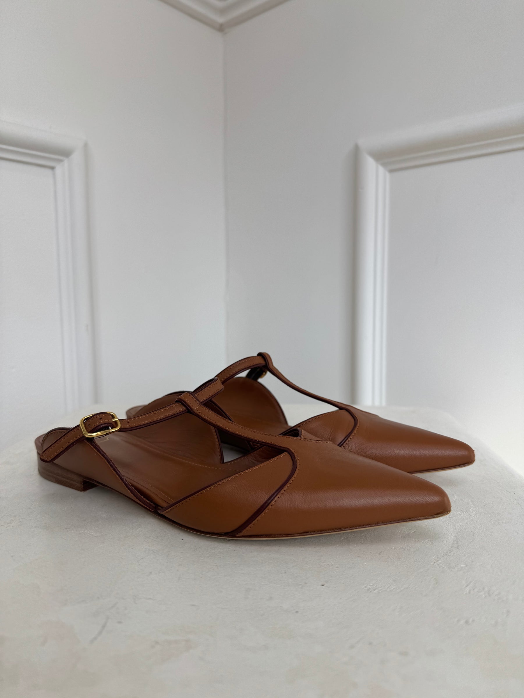 Malone Souliers Tan Leather Pointed T Bar Flats, 38