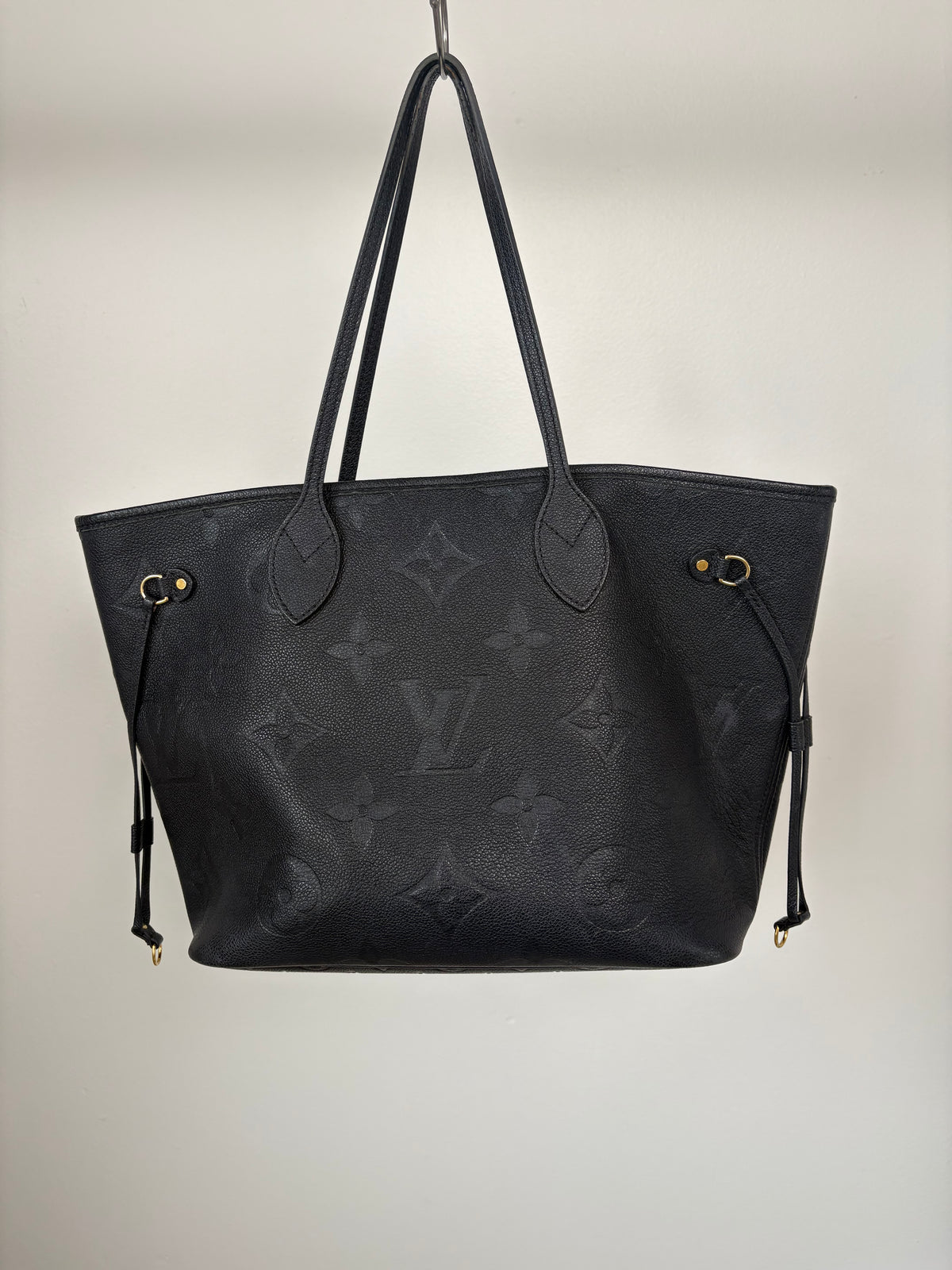 Louis Vuitton Neverfull Empreinte Leather MM Black