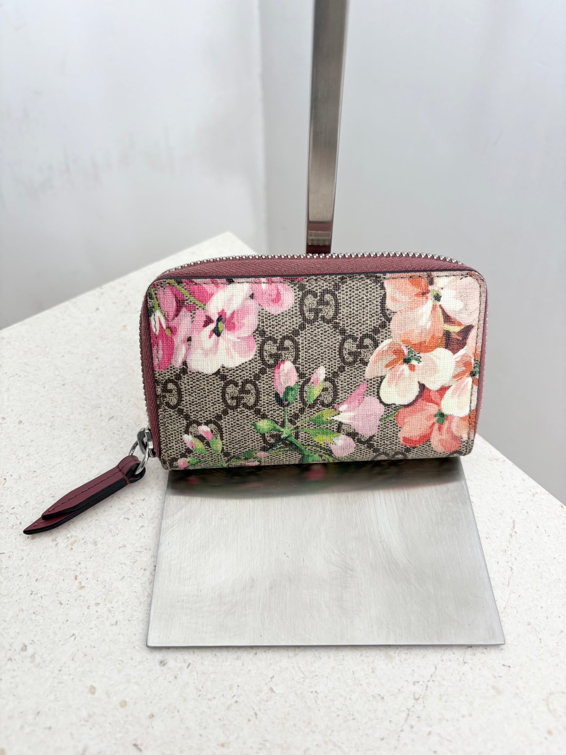 Gucci Blooms Mini Zip Around Wallet