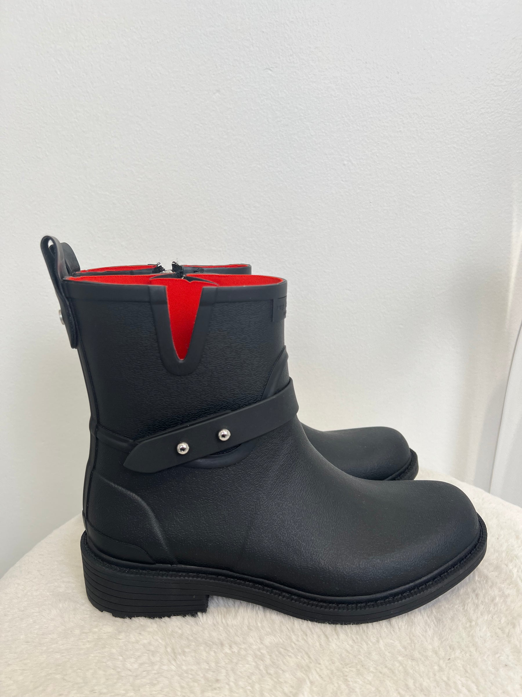 rag & bone black Rubber Zipped Ankle Boots, 37