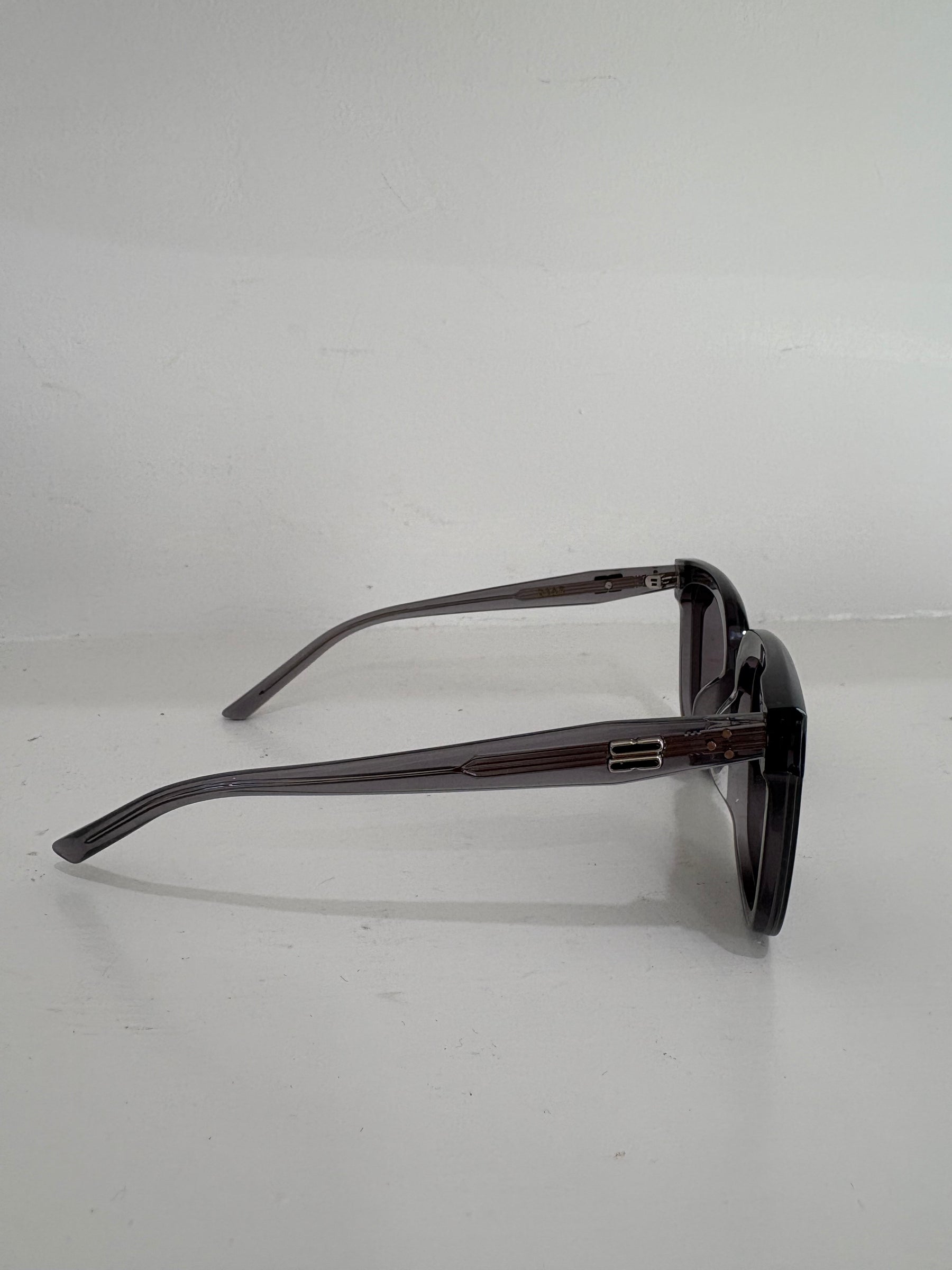 Gentle Monster Dear Sunglasses Charcoal Frames
