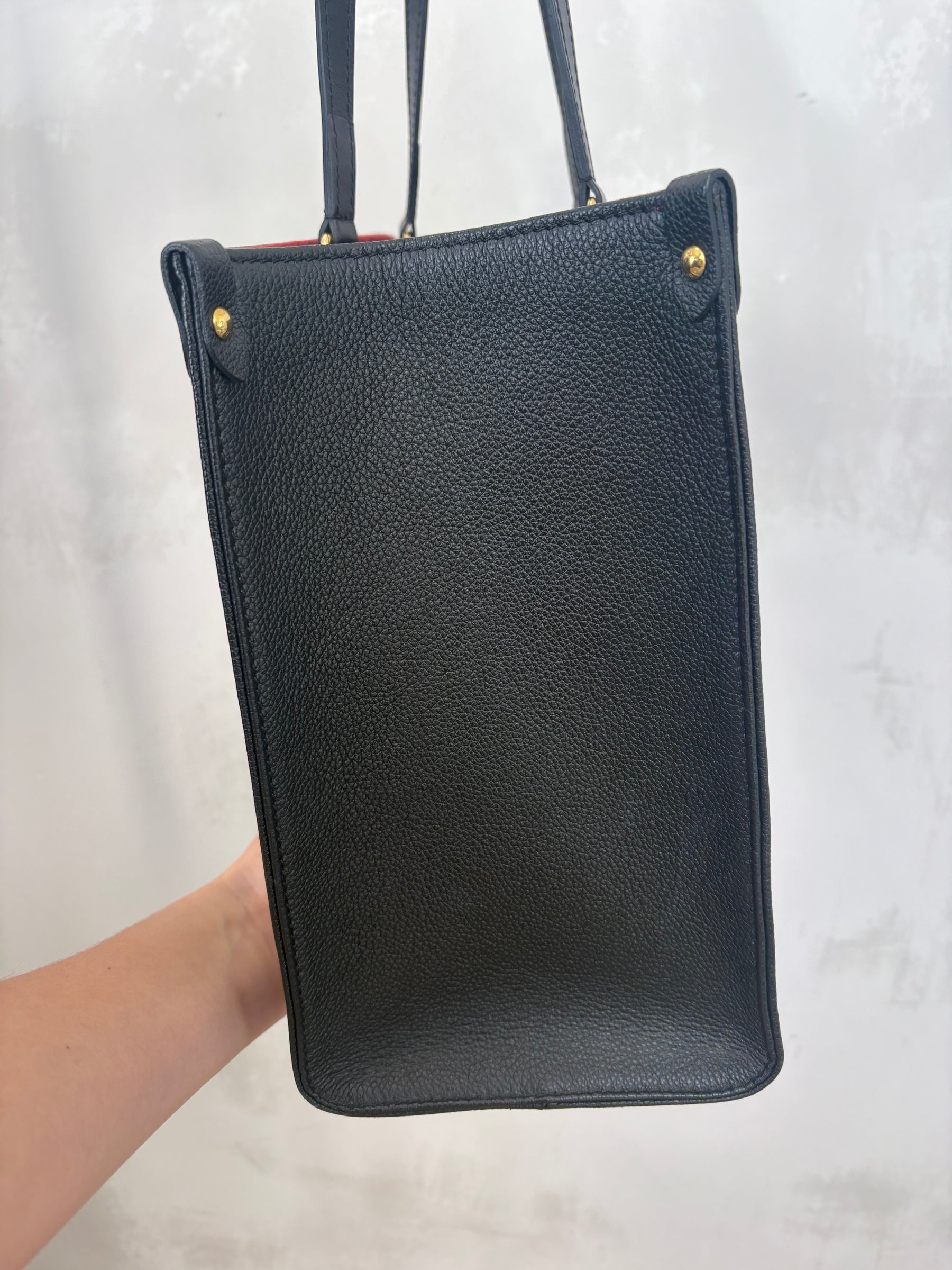 Louis Vuitton On The Go MM Empriente Tote Bi Colour Black And Beige