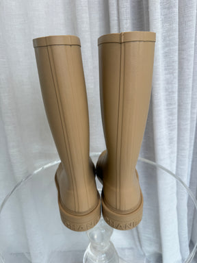 Chanel Beige Logo Gumboots, 40