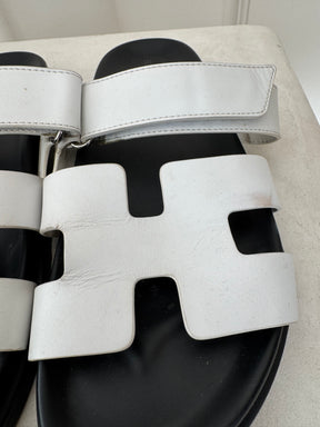 Hermès White Leather Chypre Sandals, 39.5