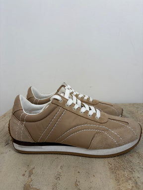 Totême Beige Nylon and Suede Quilted Runner, 37