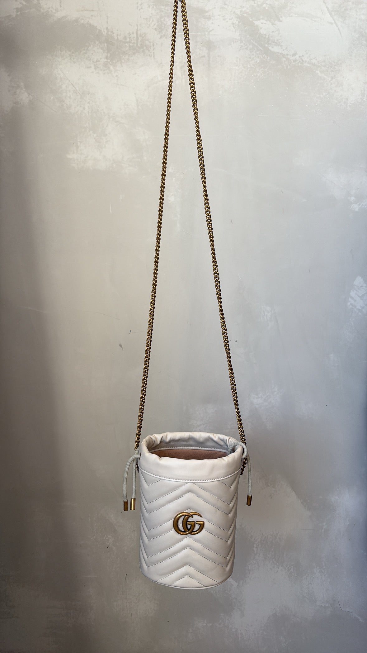 Gucci GG Marmont small bucket bag