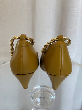 Camilla and Marc Cumin Ankle Chain Pumps, 40