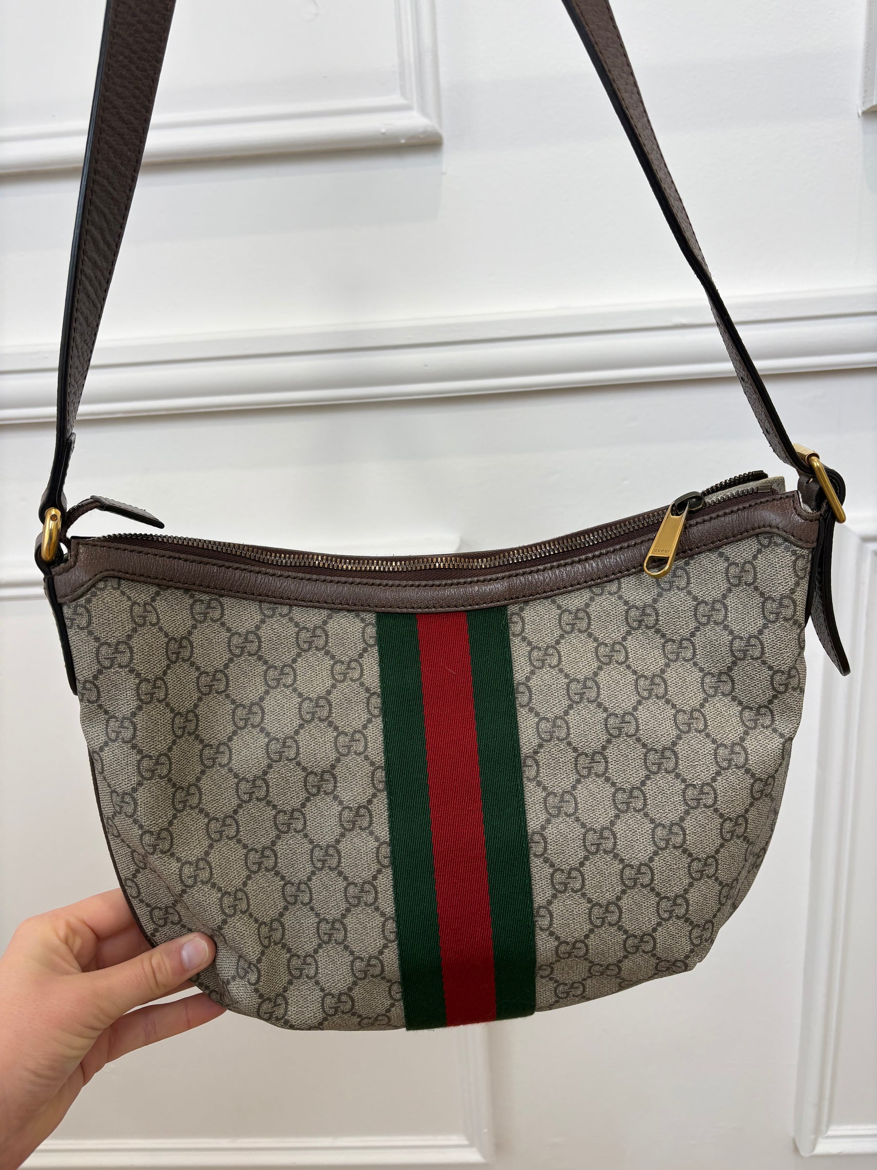 Gucci GG Supreme Half Moon Ophidia Small, S