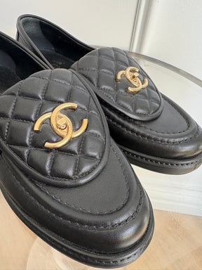 Chanel Black Quilted Leather Turnlock Loafers, 36.5