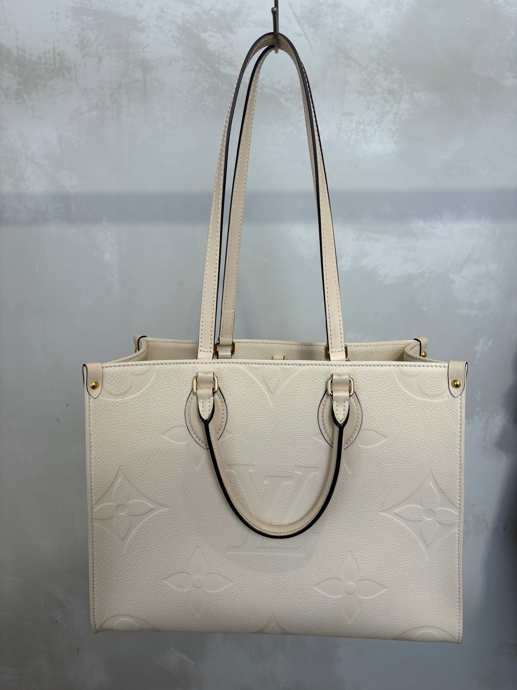 Louis Vuitton Cream Empreinte Leather On the Go MM Tote