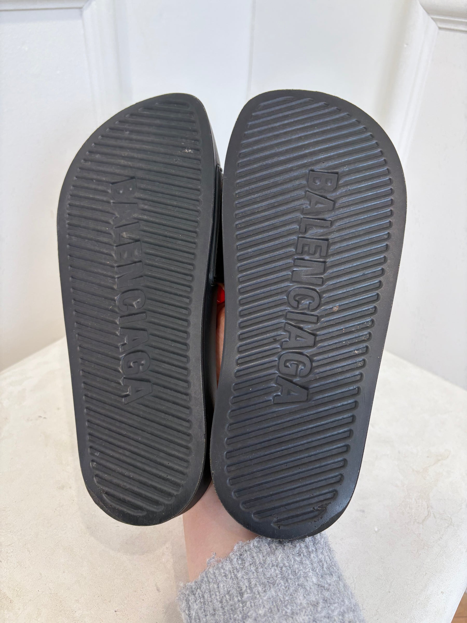 Balenciaga Pool Slides Black, 38