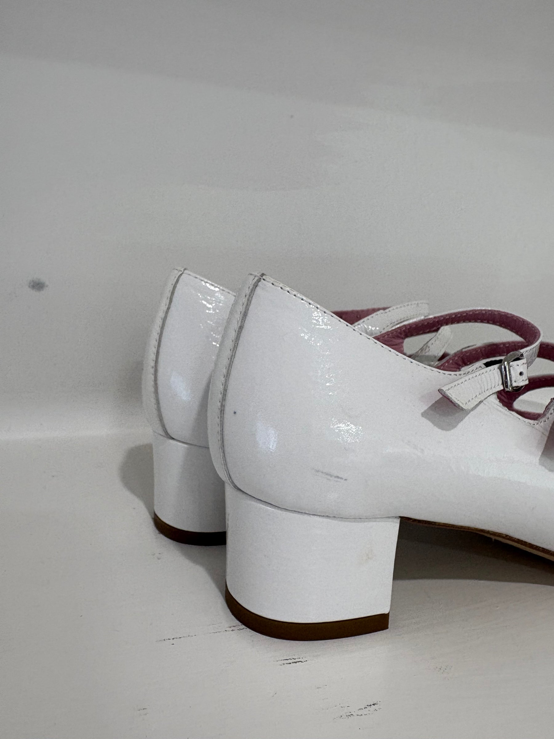Carel Paris Kina Patent Leather Pumps White, 37.5