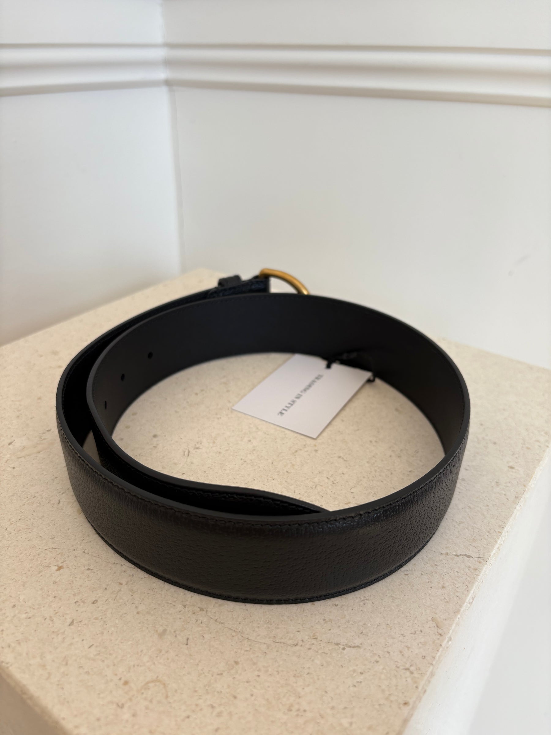 Gucci Black Leather Curved Buckle Belt, 70