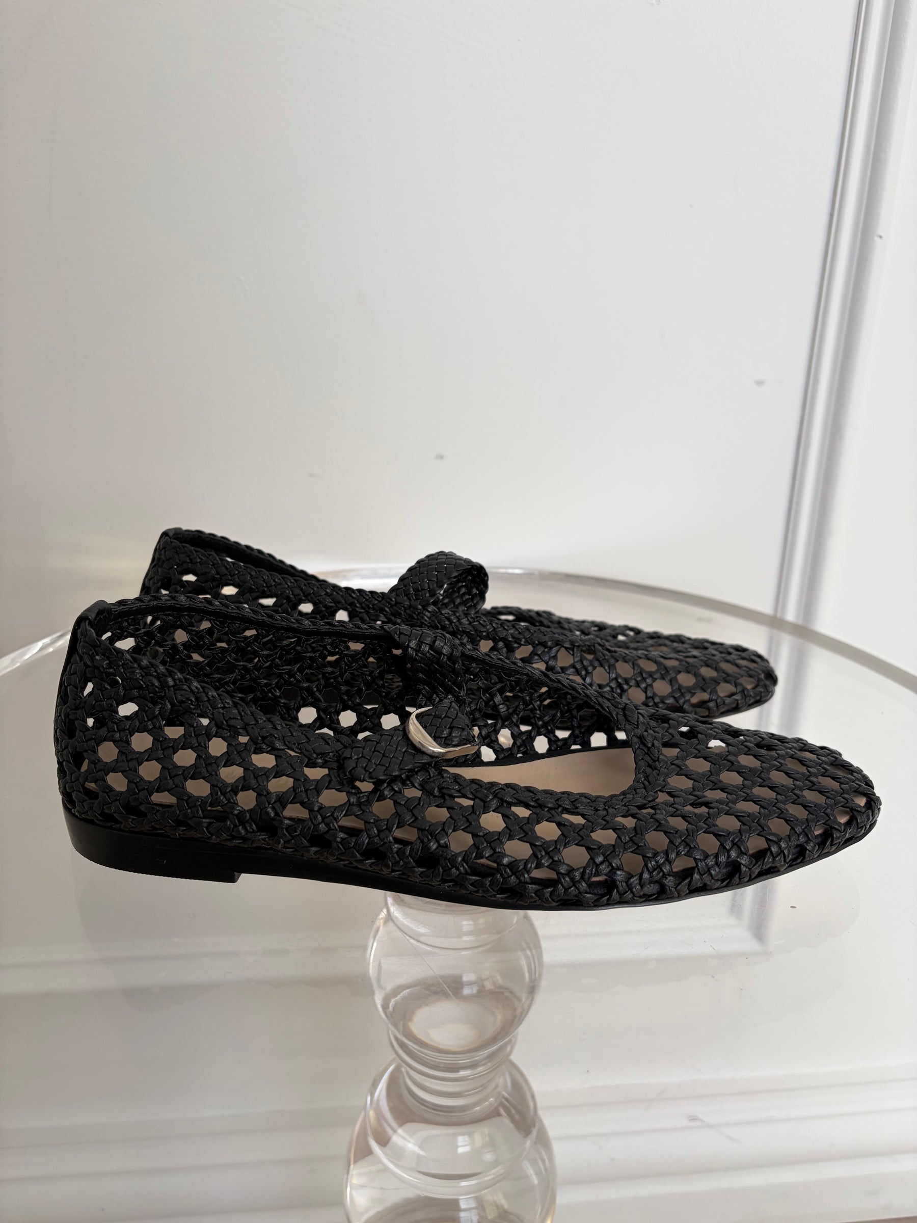 Le Monde Beryl Black Crochet Mary Jane Flats, 38