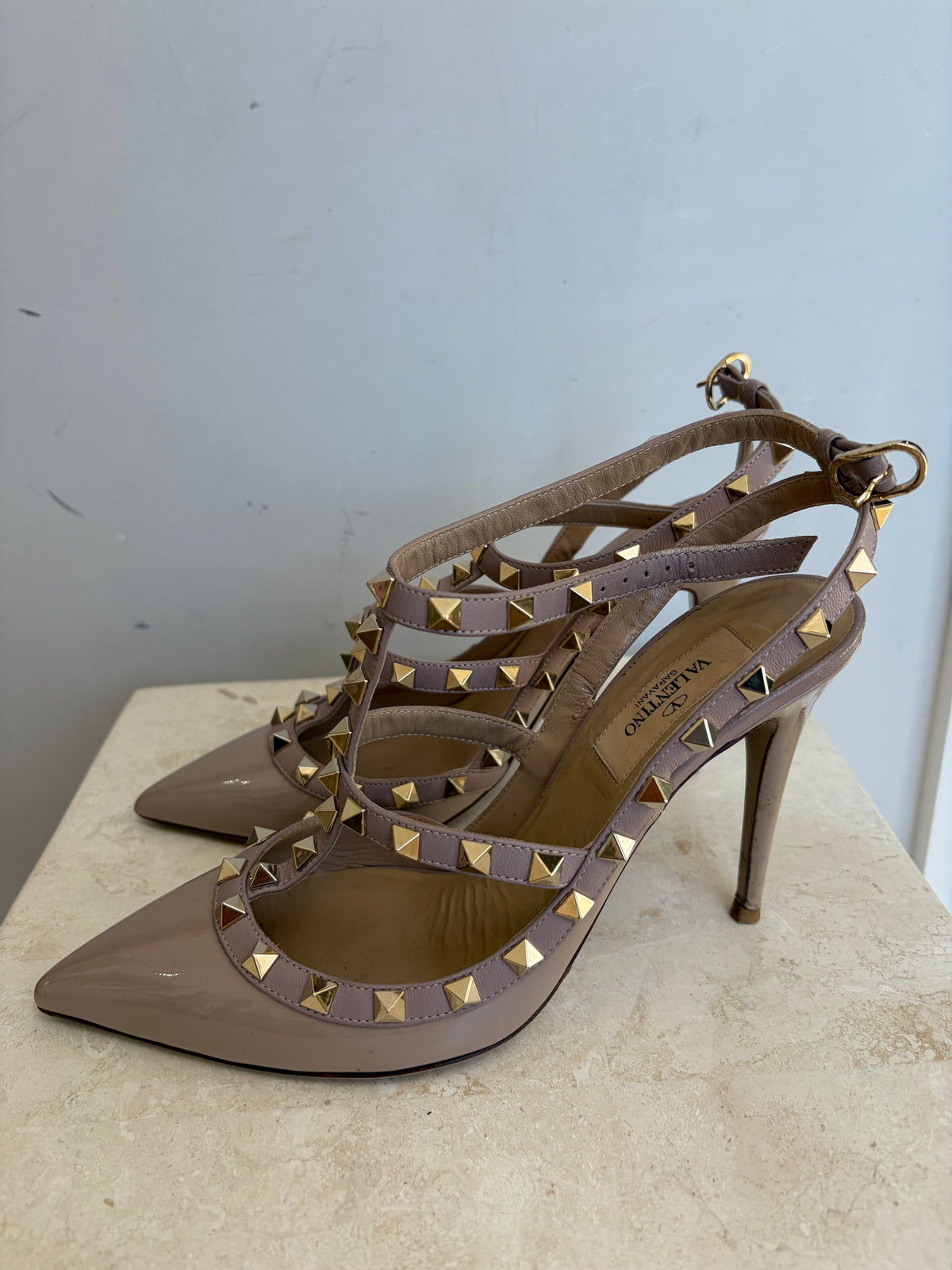 Valentino Garavani Beige Patent Rockstud Cage Pumps, 38